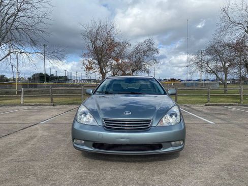 Used 2003 Lexus ES 330 FWD image 2