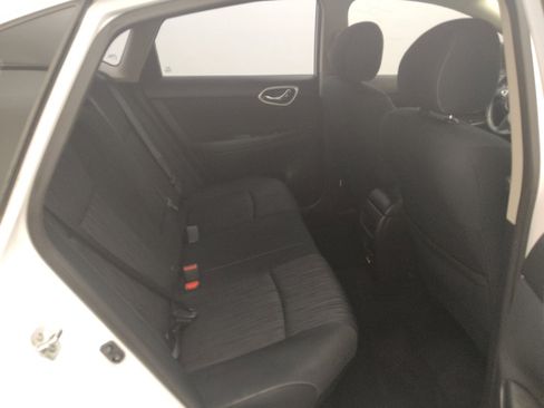 Used 2019 Nissan Sentra SV FWD image 19