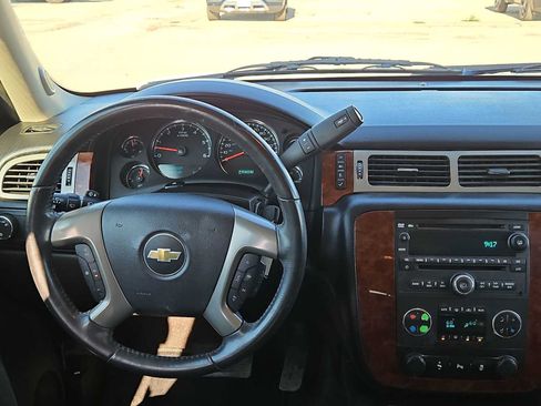 Used 2013 Chevrolet Tahoe LT AWD/4WD image 14