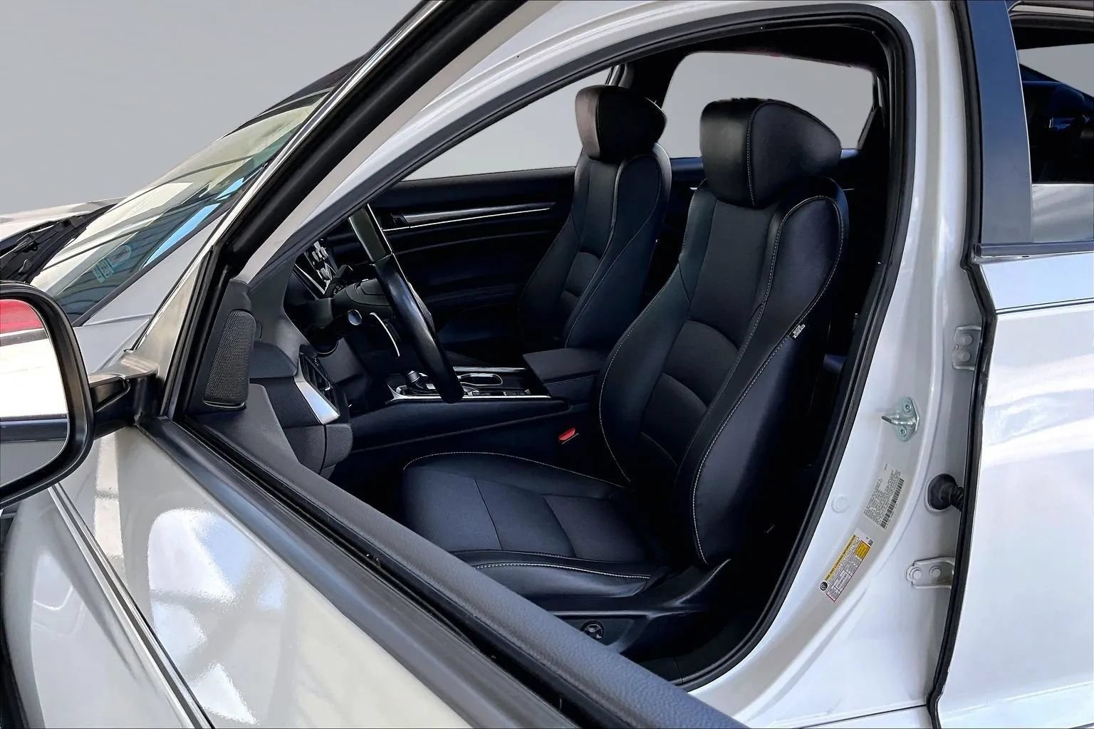 Used 2021 Honda Accord Sport image 18