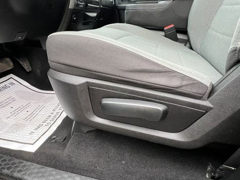 Used 2022 RAM 1500 Classic SLT image 20