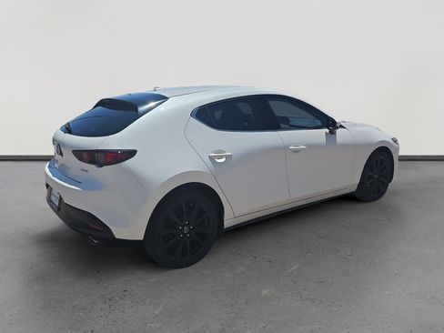 Used 2021 MAZDA MAZDA3 s FWD image 5