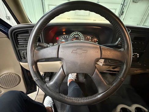 Used 2006 Chevrolet Silverado 3500 W/T RWD image 22