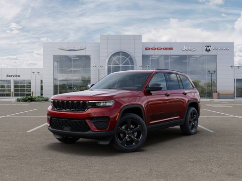 New 2025 Jeep Grand Cherokee Altitude image 41