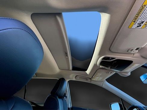 Used 2022 Subaru Outback Limited image 17