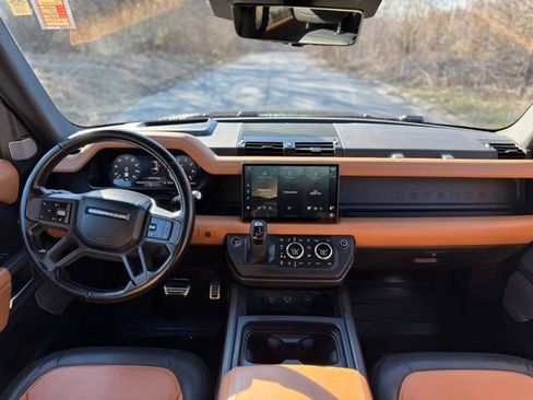 Used 2023 Land Rover Defender 130 X image 24