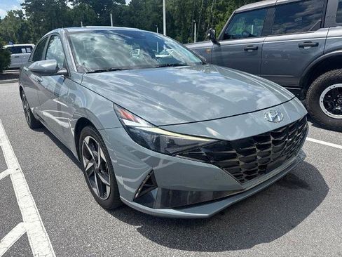 Used 2023 Hyundai Elantra Limited w/ Cargo Package FWD image 1
