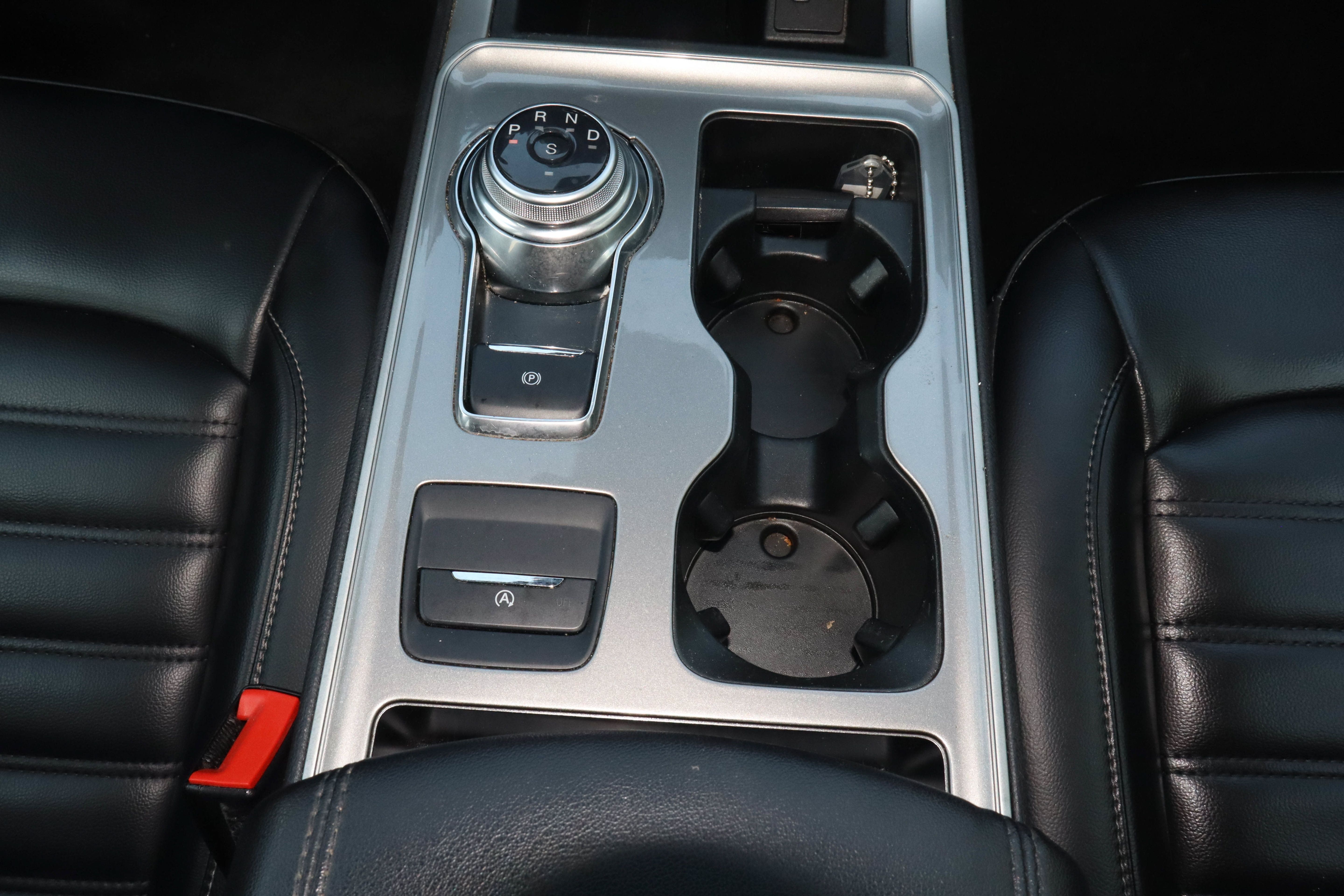 Used 2024 Ford Edge SEL AWD/4WD image 19
