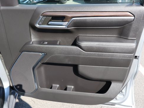 Used 2023 Chevrolet Silverado 1500 LT w/ Protection Package AWD/4WD image 30