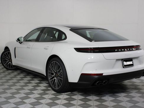 New 2026 Porsche Panamera image 3