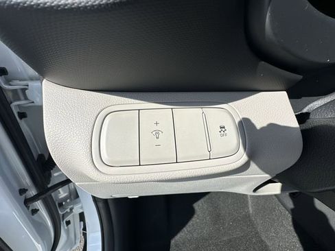 New 2026 Hyundai Venue SEL FWD image 26