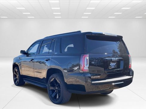 Used 2019 GMC Yukon SLT w/ Graphite Performance Edition image 4