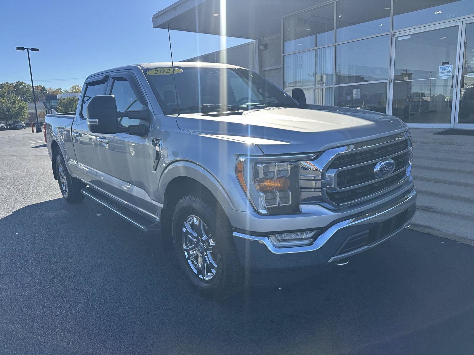 Used 2021 Ford F150 XLT w/ Equipment Group 302A High AWD/4WD image 3