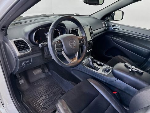 Used 2022 Jeep Grand Cherokee Laredo X AWD/4WD image 30