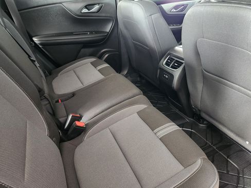 Certified 2024 Chevrolet Blazer LT w/ Convenience Package FWD image 33