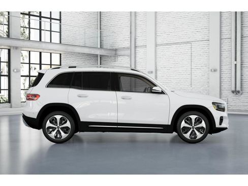 New 2026 Mercedes-Benz GLB 250 image 17