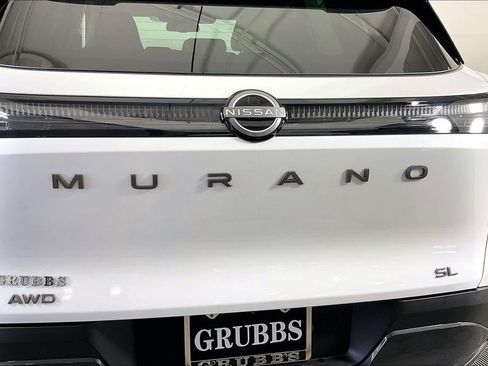 Certified 2025 Nissan Murano SL AWD/4WD image 41