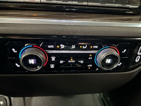 Used 2023 Chevrolet Silverado 1500 LT w/ Protection Package image 17