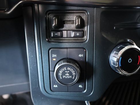 Used 2025 Ford F150 Raptor AWD/4WD image 9