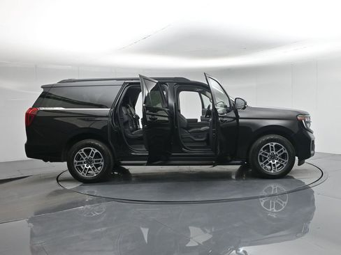 Certified 2025 Ford Expedition Max Active image 5