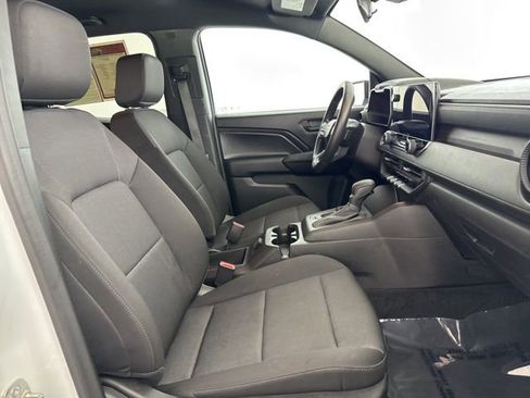 Used 2024 Chevrolet Colorado W/T RWD image 22