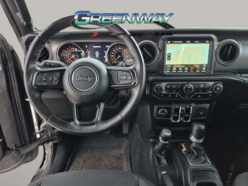 Used 2022 Jeep Wrangler Unlimited Sport AWD/4WD image 7