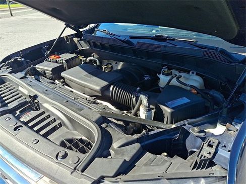 Used 2019 Chevrolet Silverado 1500 High Country w/ Safety Package II image 28