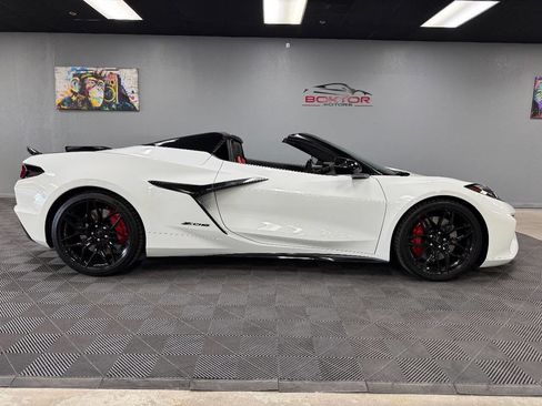 Used 2024 Chevrolet Corvette Z06 image 17