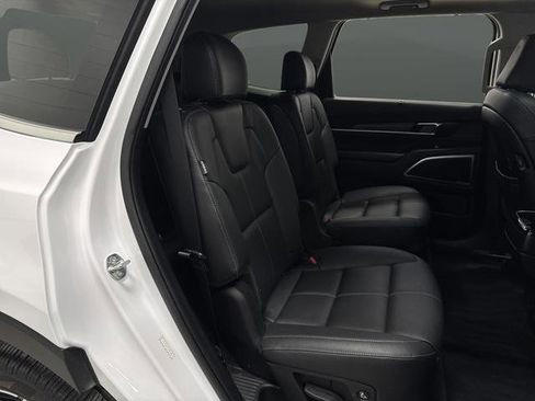 Used 2025 Kia Telluride EX X-Line image 33