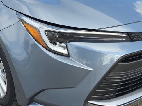 New 2026 Toyota Corolla XLE FWD image 27