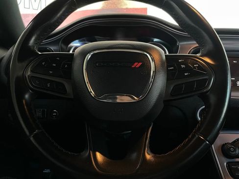 Used 2023 Dodge Challenger SXT RWD image 25