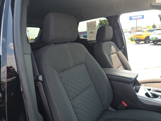 Used 2019 Chevrolet Blazer LT FWD image 30
