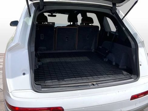 Used 2018 Audi Q7 3.0T Prestige AWD/4WD image 20