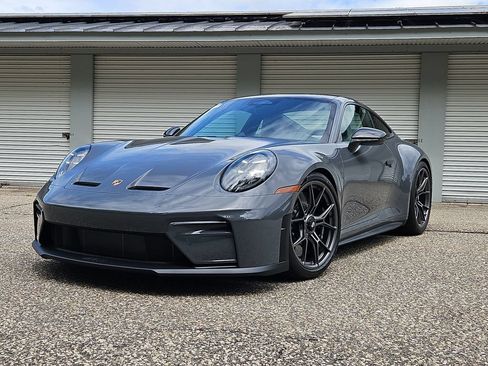 Certified 2026 Porsche 911 GT3 RWD image 1