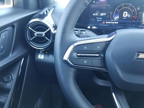 New 2026 Chevrolet Equinox LT w/ Safety and Technology Package image 32