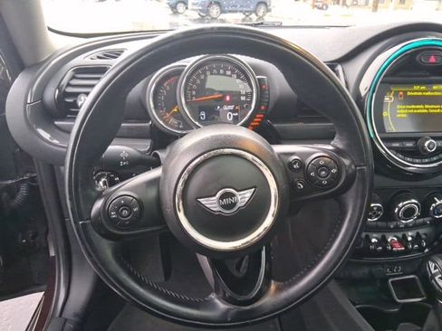 Used 2017 MINI Cooper Clubman image 14