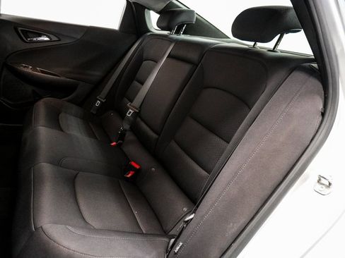 Used 2020 Chevrolet Malibu LT image 8