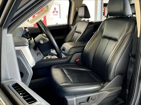 Used 2024 Ford Expedition Max XLT AWD/4WD image 21