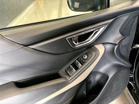 Used 2022 Subaru Forester Limited image 11