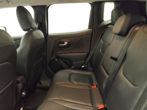 Used 2022 Jeep Renegade Limited AWD/4WD image 18