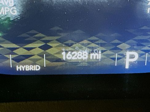 Used 2024 Jeep Wrangler Willys image 19