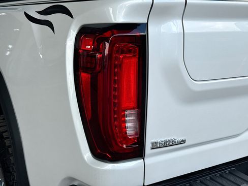 Used 2022 GMC Sierra 2500 Denali w/ Denali Ultimate Package image 35