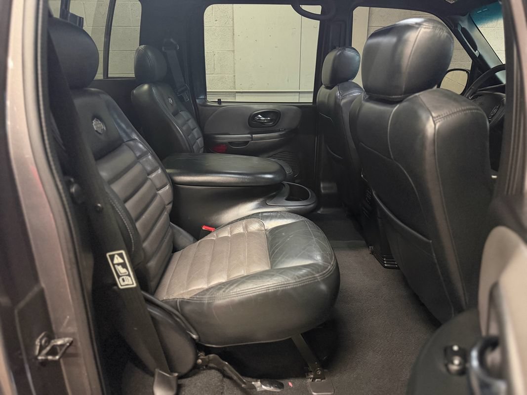 Used 2002 Ford F150 Harley-Davidson RWD image 24