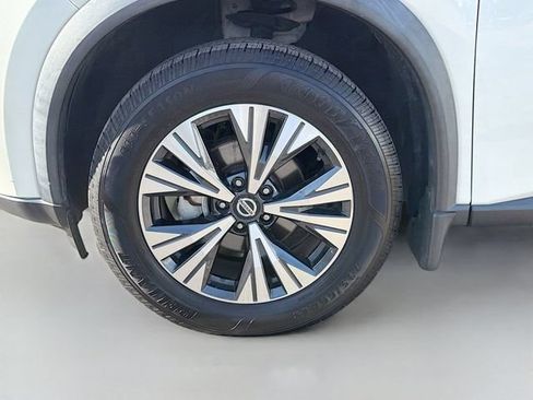 Used 2021 Nissan Rogue SV w/ Premium Package FWD image 41