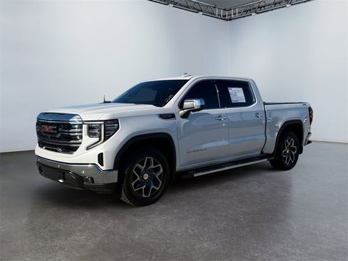 Used 2022 GMC Sierra 1500 SLT w/ SLT Premium Plus Package image 7