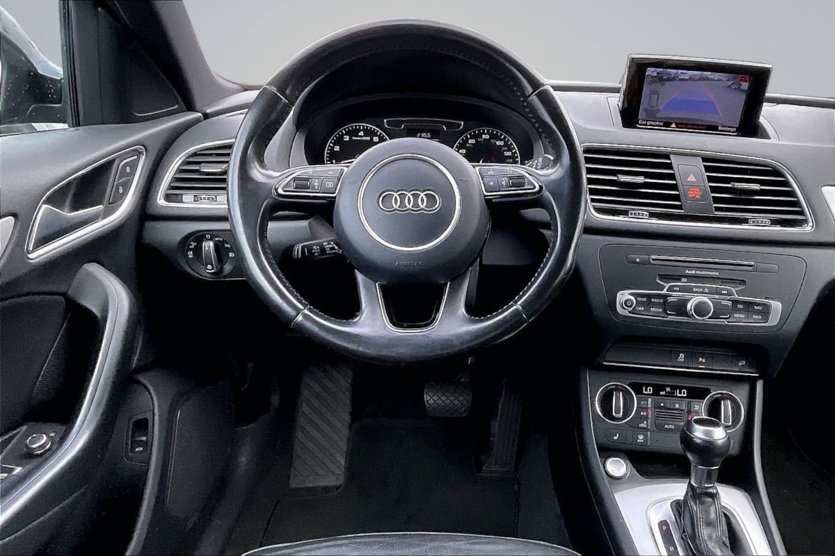 Used 2017 Audi Q3 2.0T Premium w/ Convenience Package FWD image 5