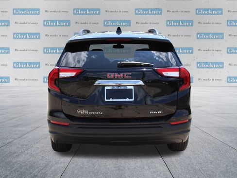 Used 2023 GMC Terrain SLE w/ LPO, Floor Liner Package AWD/4WD image 7