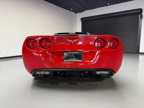 Used 2007 Chevrolet Corvette Convertible w/ Preferred Equipment Group RWD image 5
