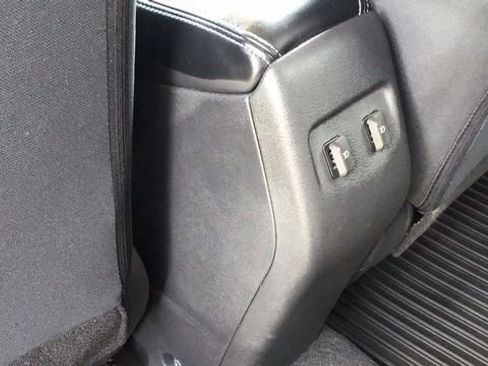 Used 2024 Nissan Kicks SV image 13