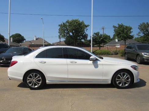 Used 2016 Mercedes-Benz C 300 Sedan image 5
